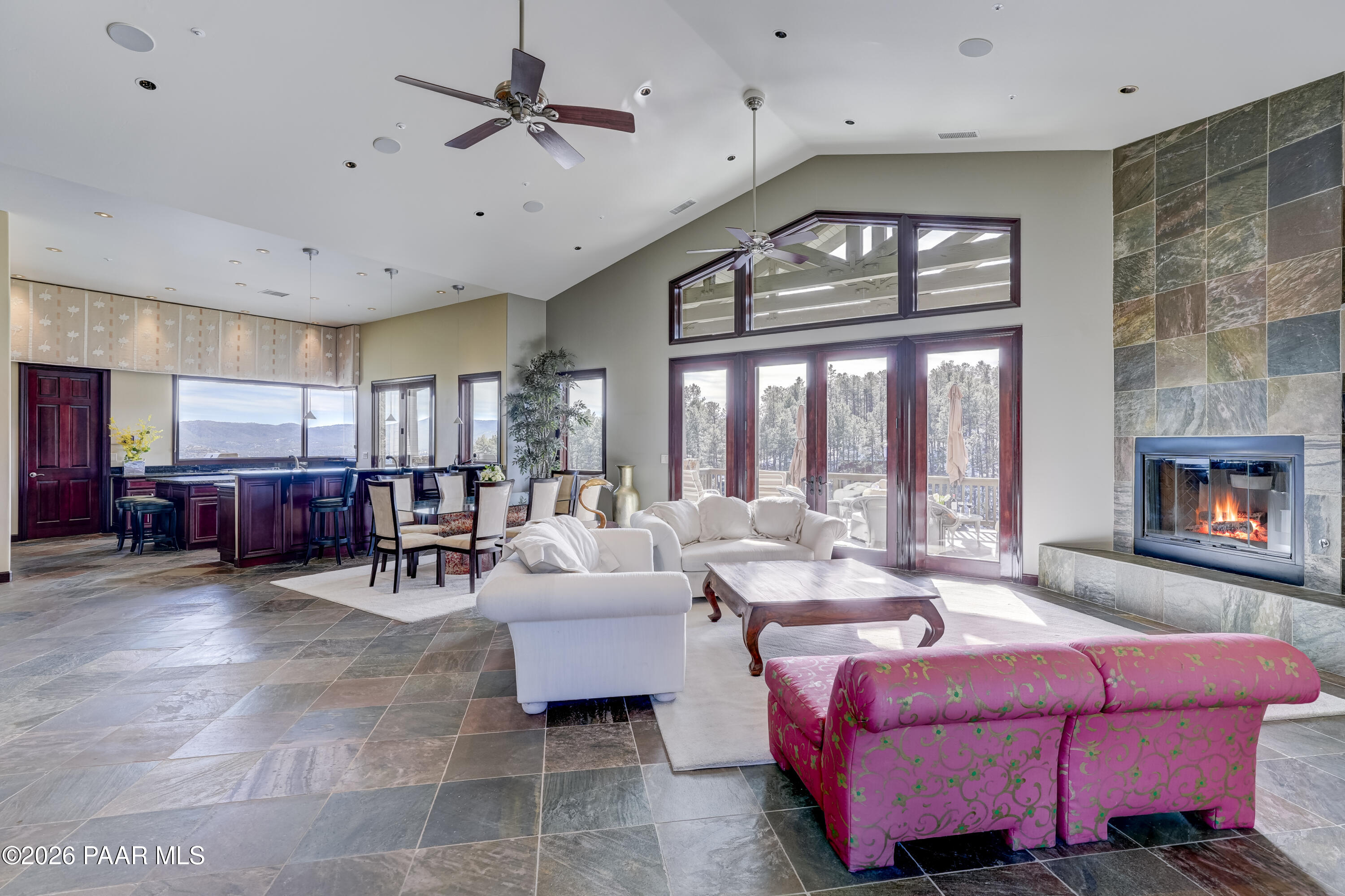 1065 High Valley Ranch Road Prescott, AZ 86303 - Photo 14 of 58 Living Room