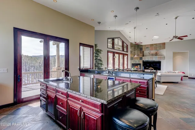$2,500,000 | 1065 High Valley Ranch Road, Prescott, AZ 86303
