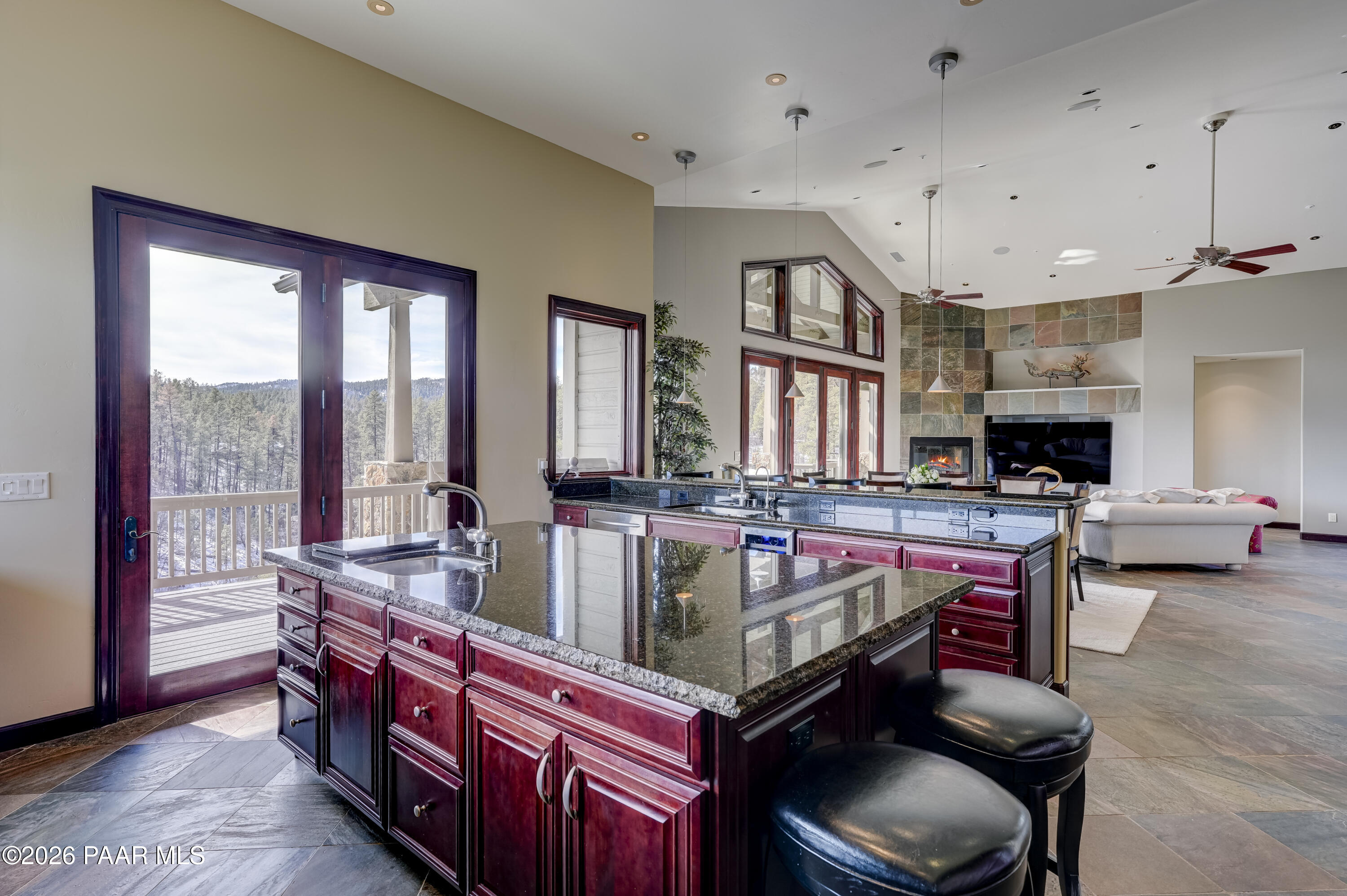 1065 High Valley Ranch Road Prescott, AZ 86303 - Photo 16 of 58 Gourmet Kichen