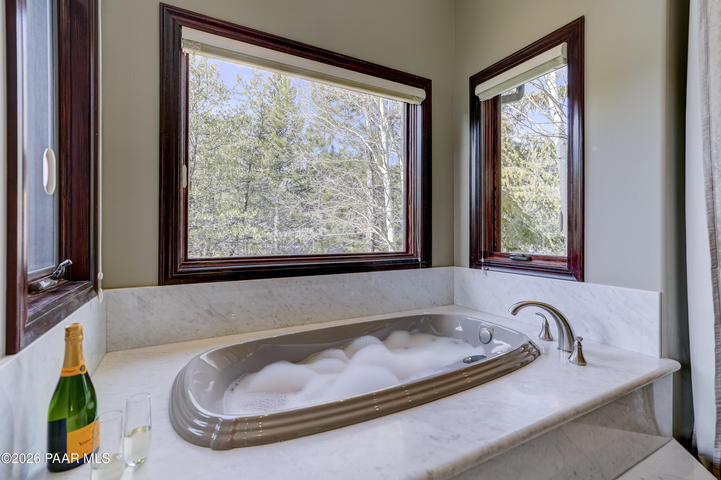 1065 High Valley Ranch Road Prescott, AZ 86303 - Photo 27 of 58 Primary Bathroom