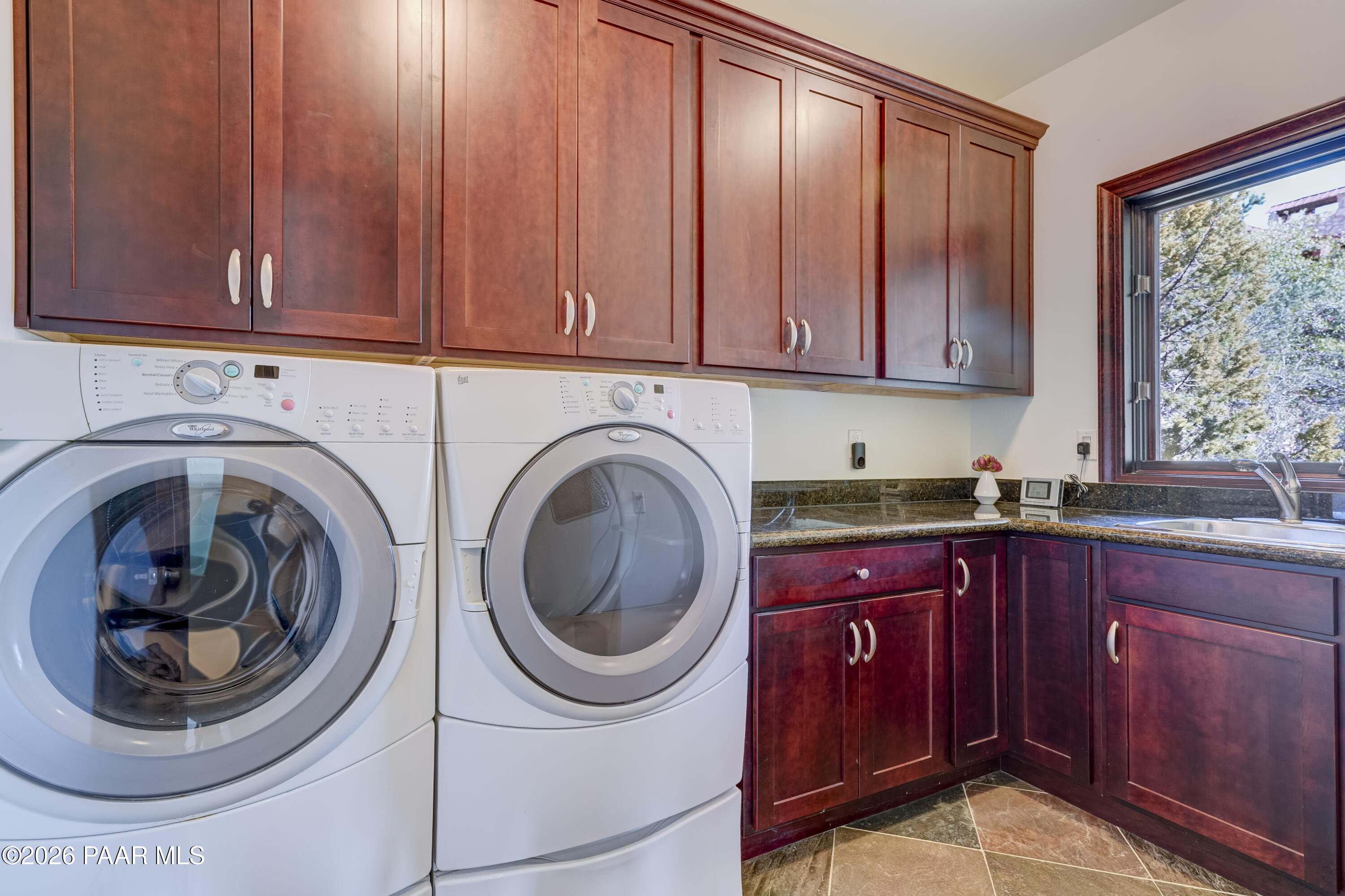 1065 High Valley Ranch Road Prescott, AZ 86303 - Photo 35 of 58 Main Level Laundry Room
