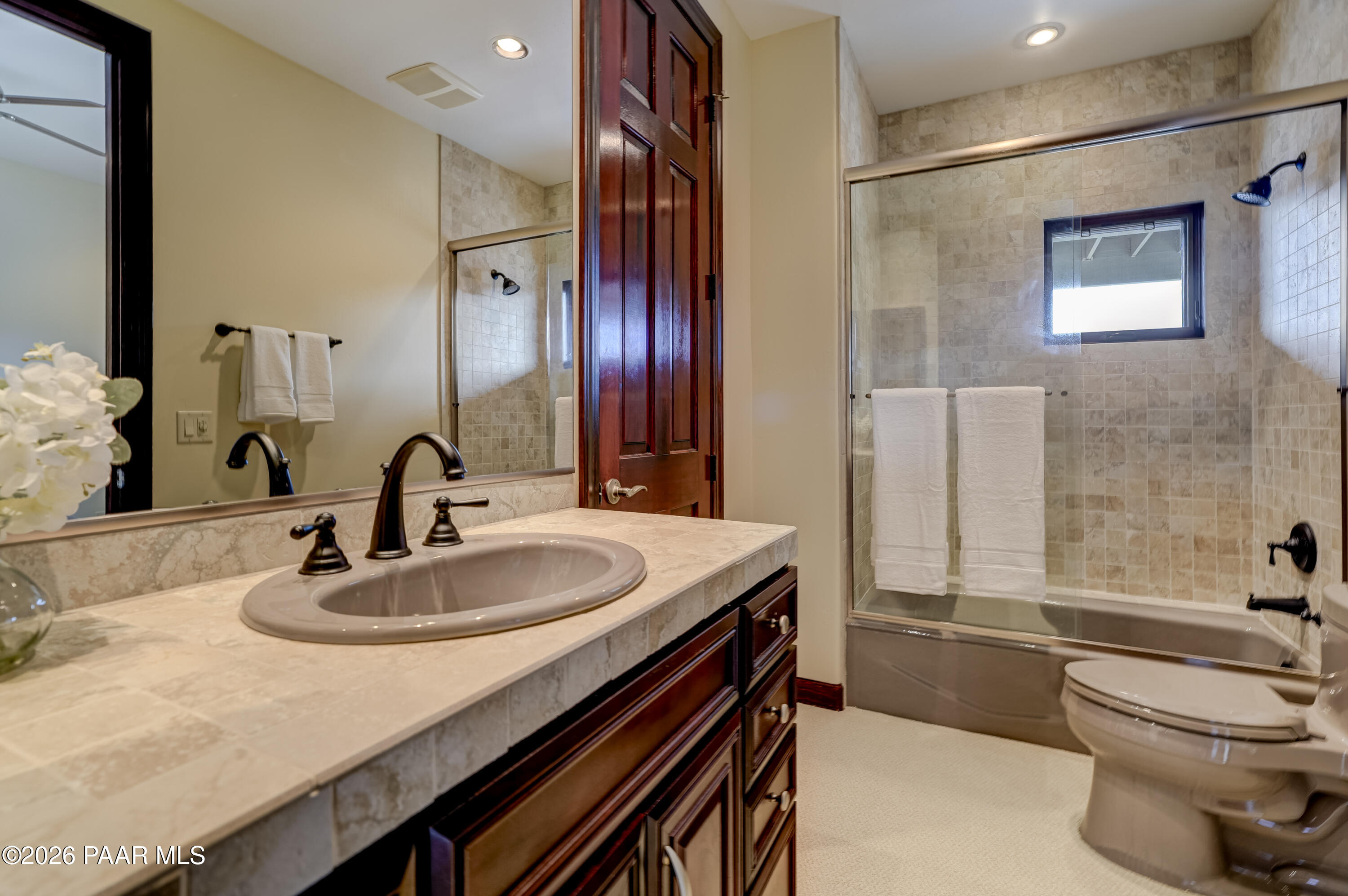 1065 High Valley Ranch Road Prescott, AZ 86303 - Photo 39 of 58 Lower Level Guest En Suite Bathroom 2