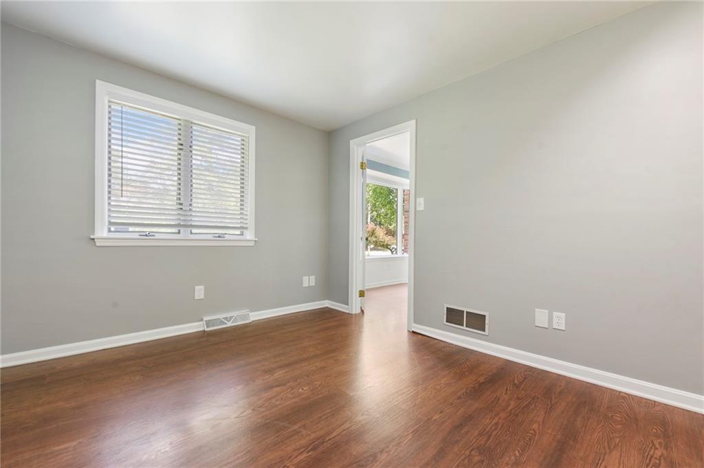153 Oakwood Road Canonsburg, PA 15317 - Photo 20 of 50