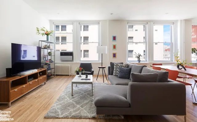 $1,650,000 | 258 Broadway, Unit 7B | TriBeCa