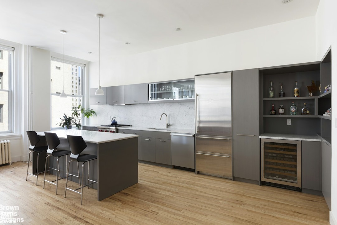 258 Broadway, Unit 7B Manhattan, NY 10007 - Photo 4 of 9