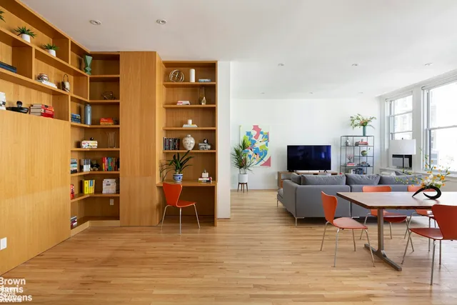 $1,650,000 | 258 Broadway, Unit 7B | TriBeCa