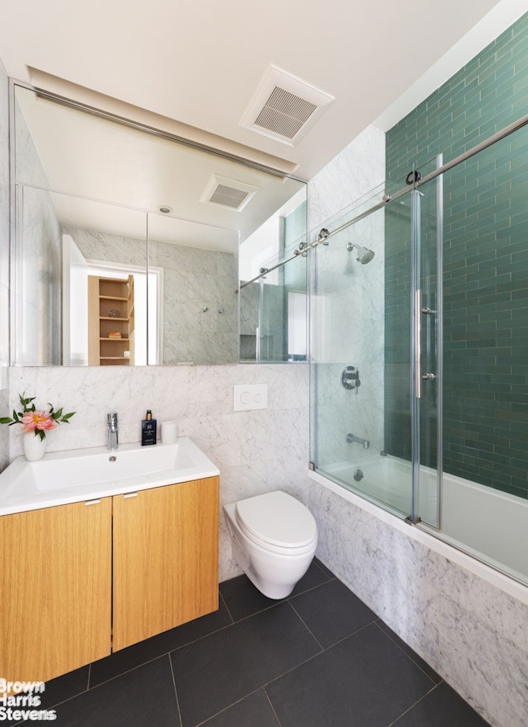 258 Broadway, Unit 7B Manhattan, NY 10007 - Photo 8 of 9