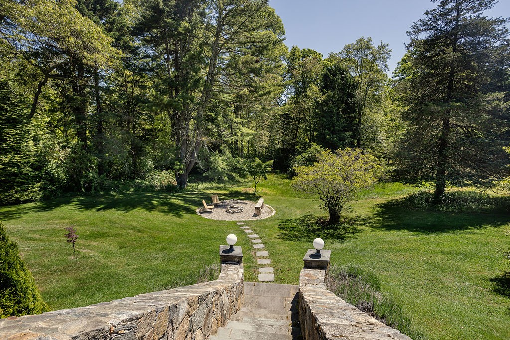 441 Post Road South Kingstown, RI 02879 - Photo 11 of 40