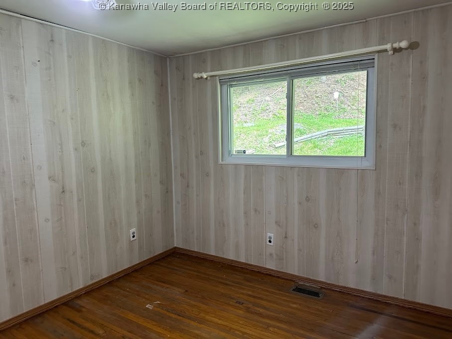 2145 Smith Road Charleston, WV 25314 - Photo 20 of 44 Gallery Image 20
