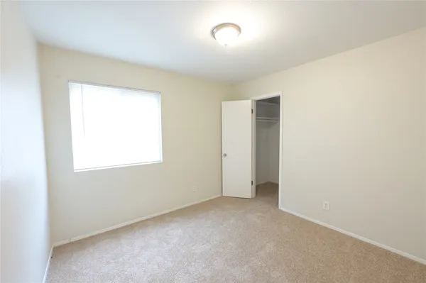 $2,395 | 107 Cloudview Drive, Austin, TX 78745