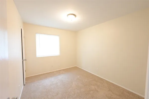 $2,395 | 107 Cloudview Drive, Austin, TX 78745