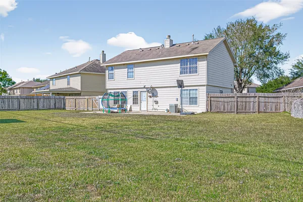 $1,990 | 15707 Crooked Arrow Drive, Sugar Land, TX 77498