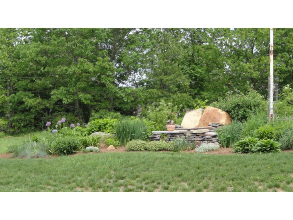 10 Saunders Road Goffstown, NH 03045 - Photo 4 of 36