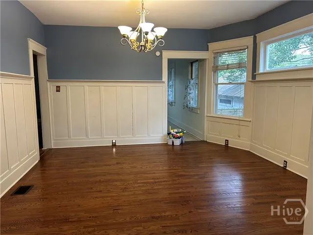 $2,800 | 631 East 40th Street, Savannah, GA 31401