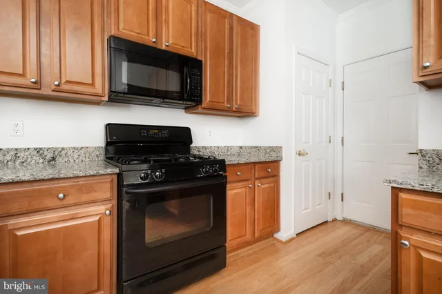 $2,995 | 8975 Harrover Place, Unit 75A, Lorton, VA 22079