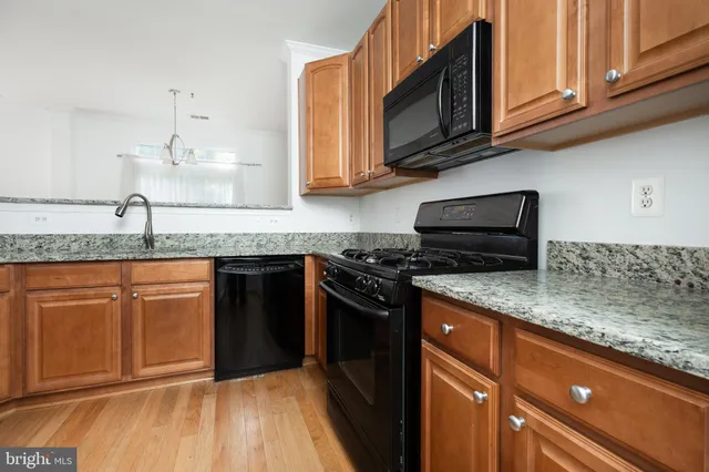 $2,995 | 8975 Harrover Place, Unit 75A, Lorton, VA 22079