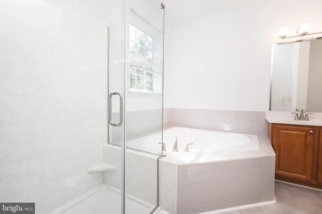 $2,995 | 8975 Harrover Place, Unit 75A, Lorton, VA 22079