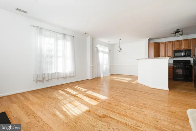 $2,995 | 8975 Harrover Place, Unit 75A, Lorton, VA 22079