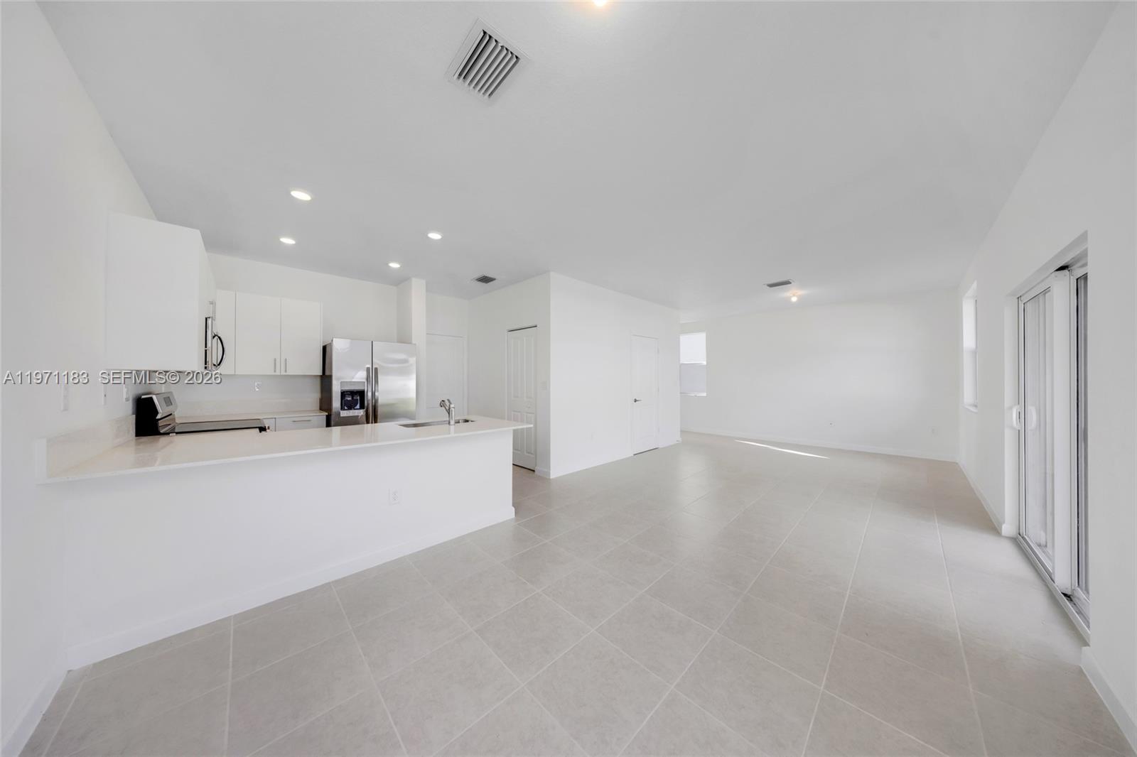 2448 Southeast 27th Terrace, Unit 2448 Homestead, FL 33035 - Photo 11 of 38