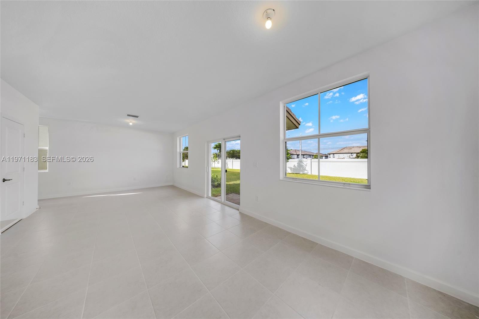 2448 Southeast 27th Terrace, Unit 2448 Homestead, FL 33035 - Photo 13 of 38