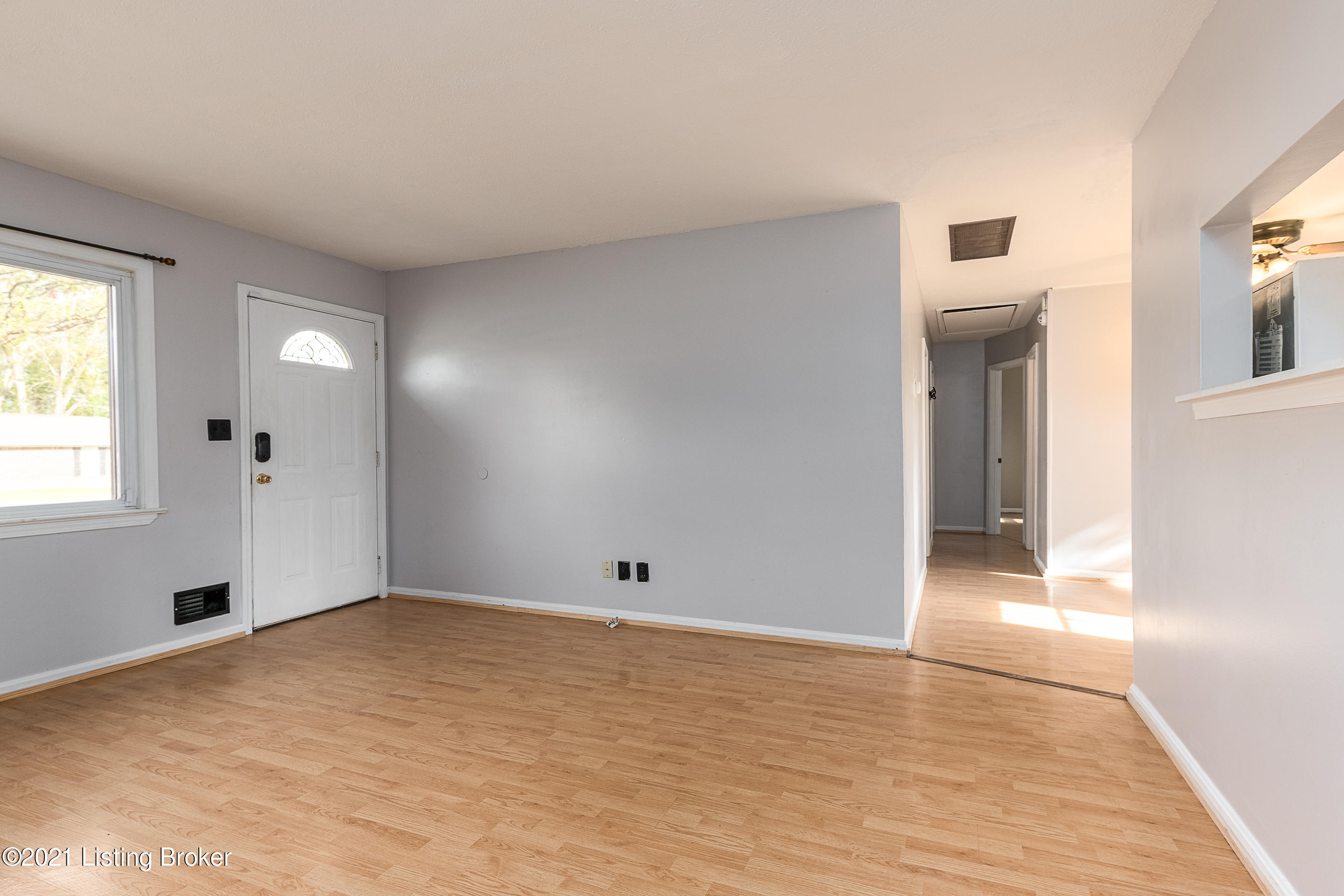 3764 East Blue Lick Road Louisville, KY 40229 - Photo 8 of 26 DHI-8