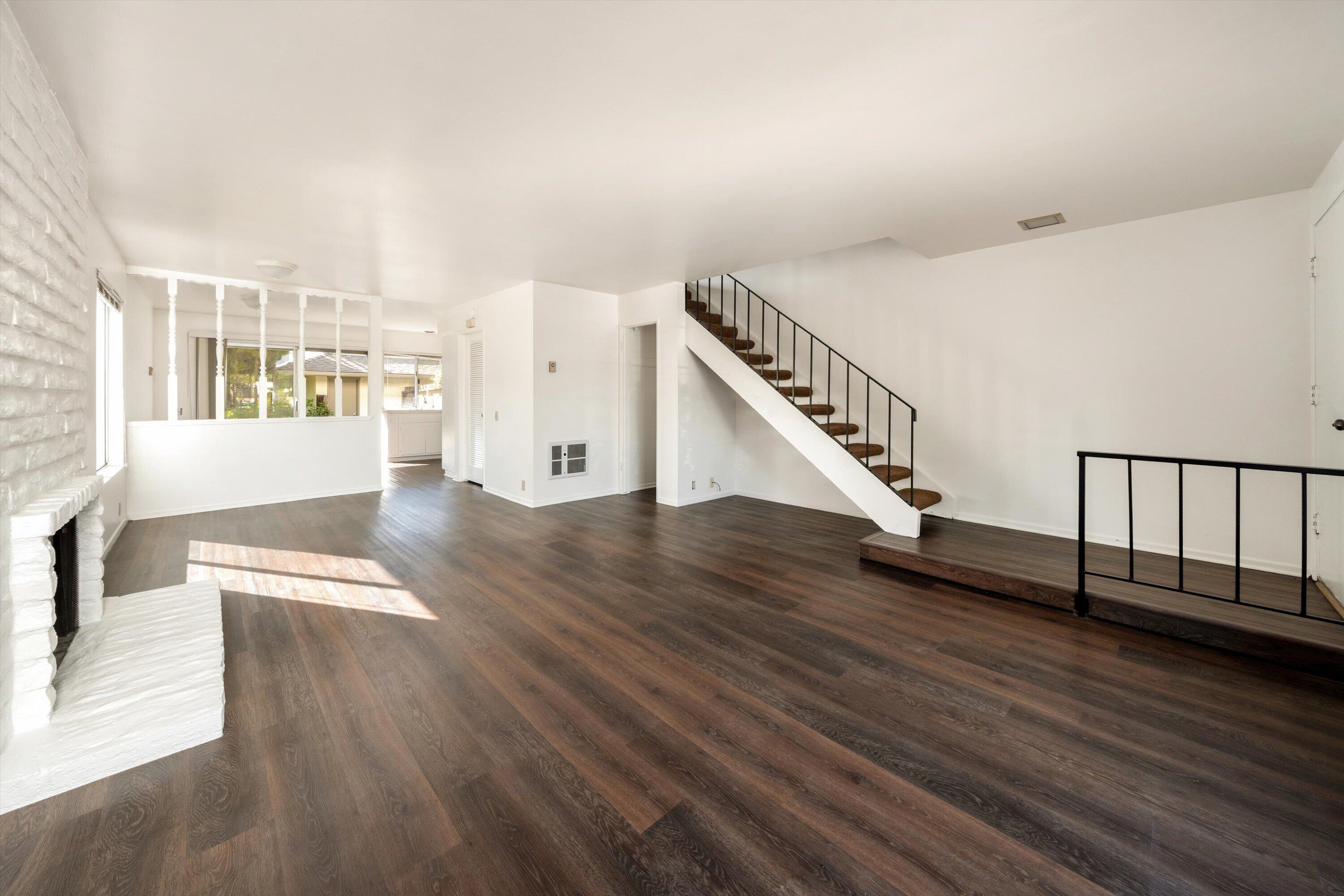475 Linfield Place Goleta, CA 93117 - Photo 5 of 25 a view of entryway with wooden floor