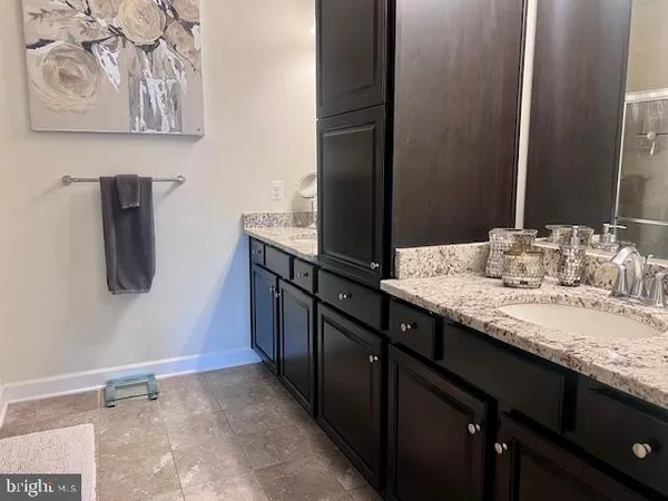 $3,200 | 13722 Neil Armstrong Avenue, Unit 508, Herndon, VA 20171