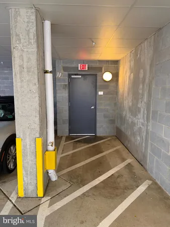 $3,200 | 13722 Neil Armstrong Avenue, Unit 508, Herndon, VA 20171