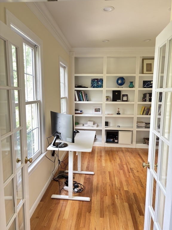 135 Shawsheen Road Bedford, MA 01730 - Photo 20 of 33