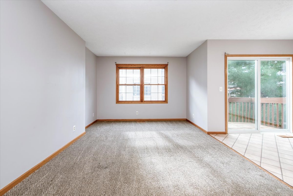 480 South Peace Road Sycamore, IL 60178 - Photo 5 of 22