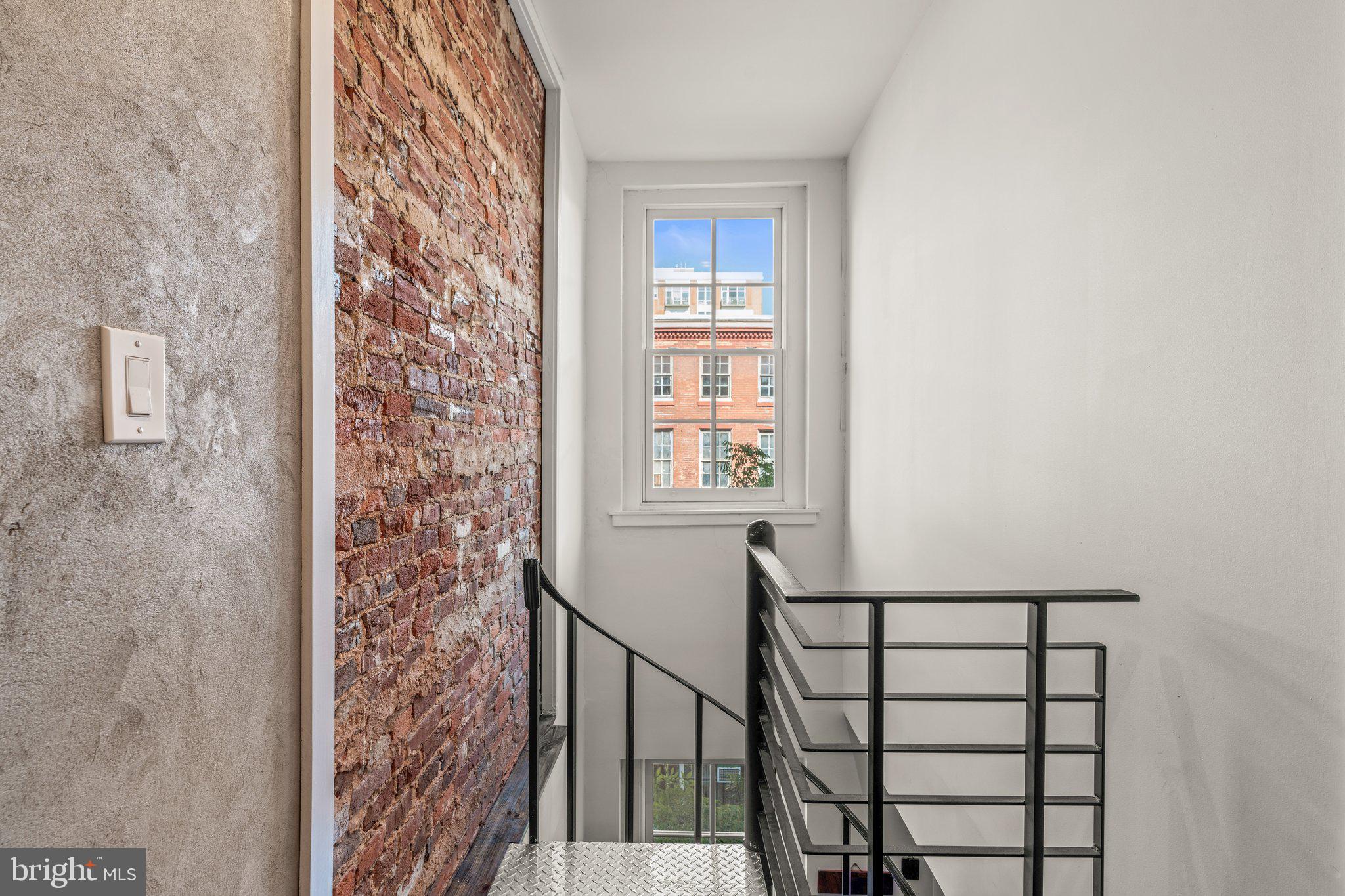 120 North 3rd Street, Unit 3F Philadelphia, PA 19106 - Photo 9 of 17