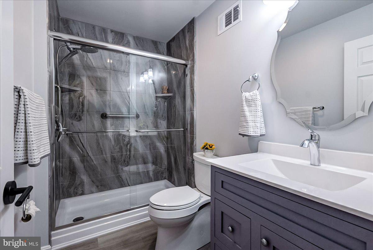 3849 Dakota Road Hampstead, MD 21074 - Photo 6 of 25 BATHROOM, RENOVATED