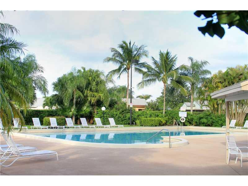 8303 Butterfield Lane Boca Raton, FL 33433 - Photo 13 of 17 Pool