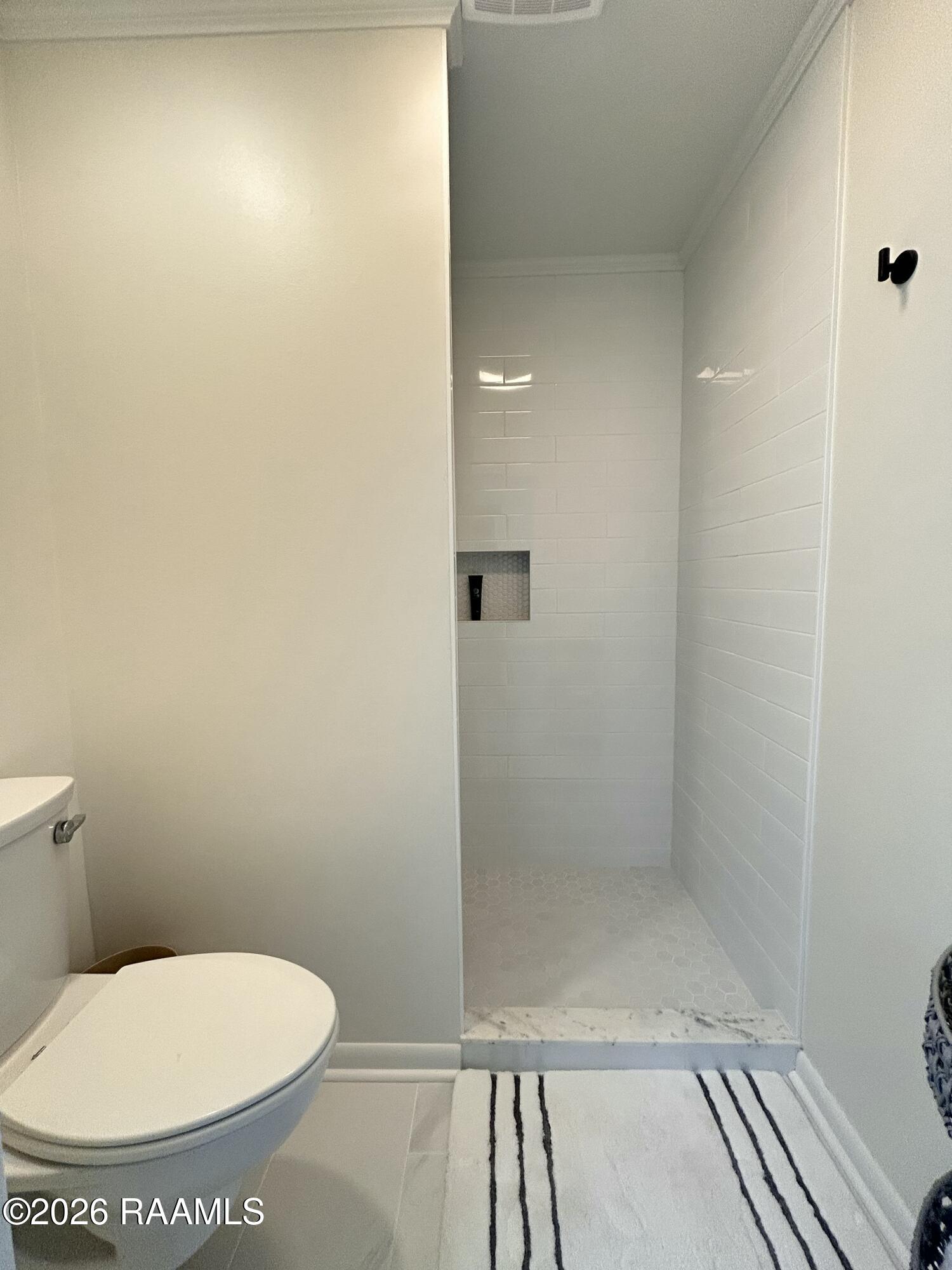 179 Forest Drive Crowley, LA 70526 - Photo 16 of 27 master bath