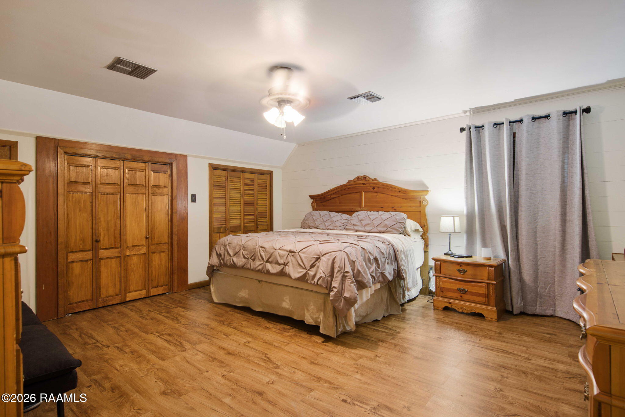 179 Forest Drive Crowley, LA 70526 - Photo 23 of 27 Upstairs bedroom 2