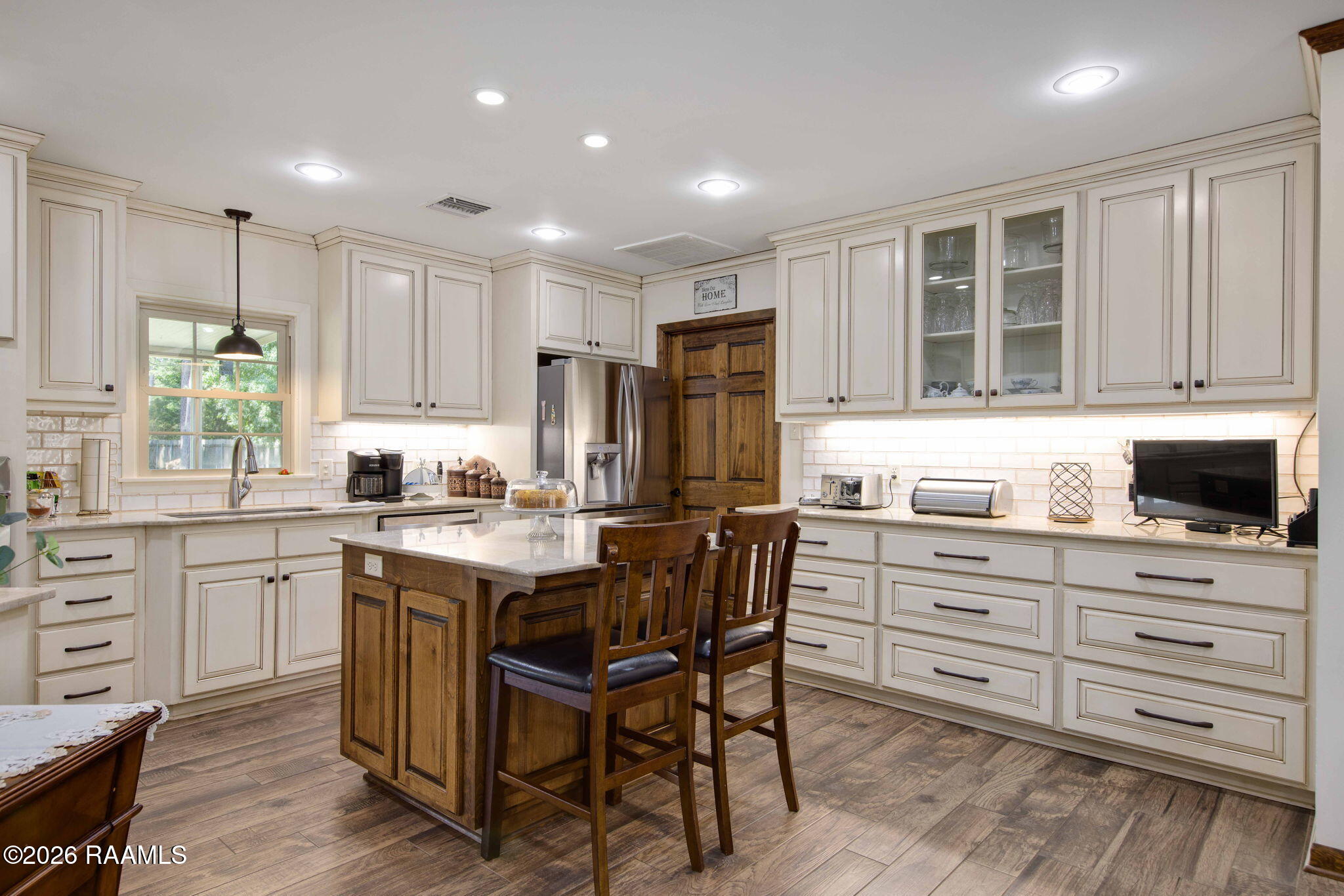 179 Forest Drive Crowley, LA 70526 - Photo 5 of 27 gourmet kitchen