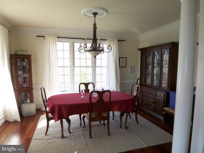 23 Marsh Run Road Fredericksburg, VA 22406 - Photo 2 of 30 Dining Room