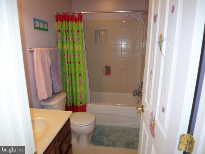 23 Marsh Run Road Fredericksburg, VA 22406 - Photo 15 of 30 Bath