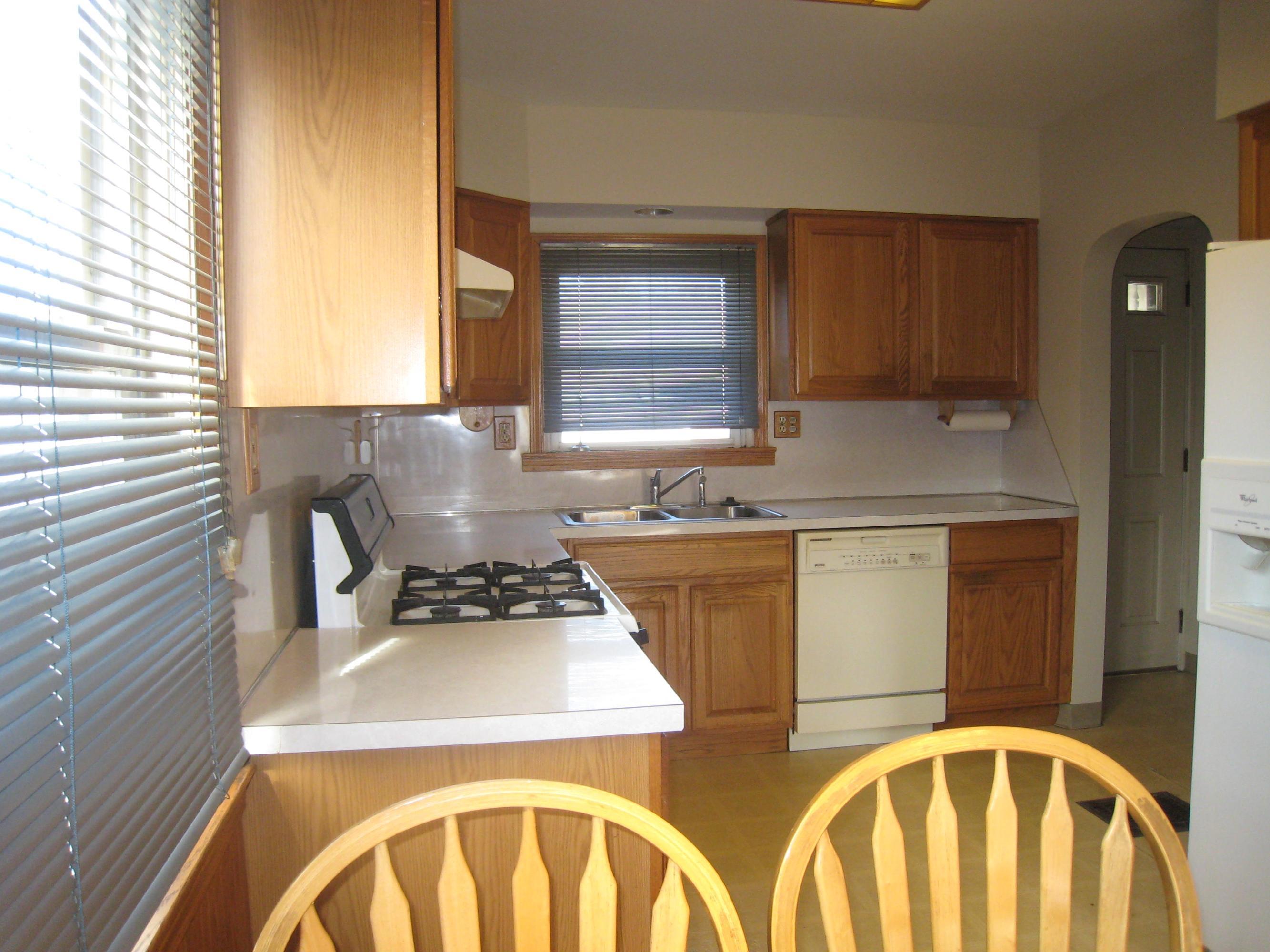 1194 Smith Road Columbus, OH 43207 - Photo 11 of 22