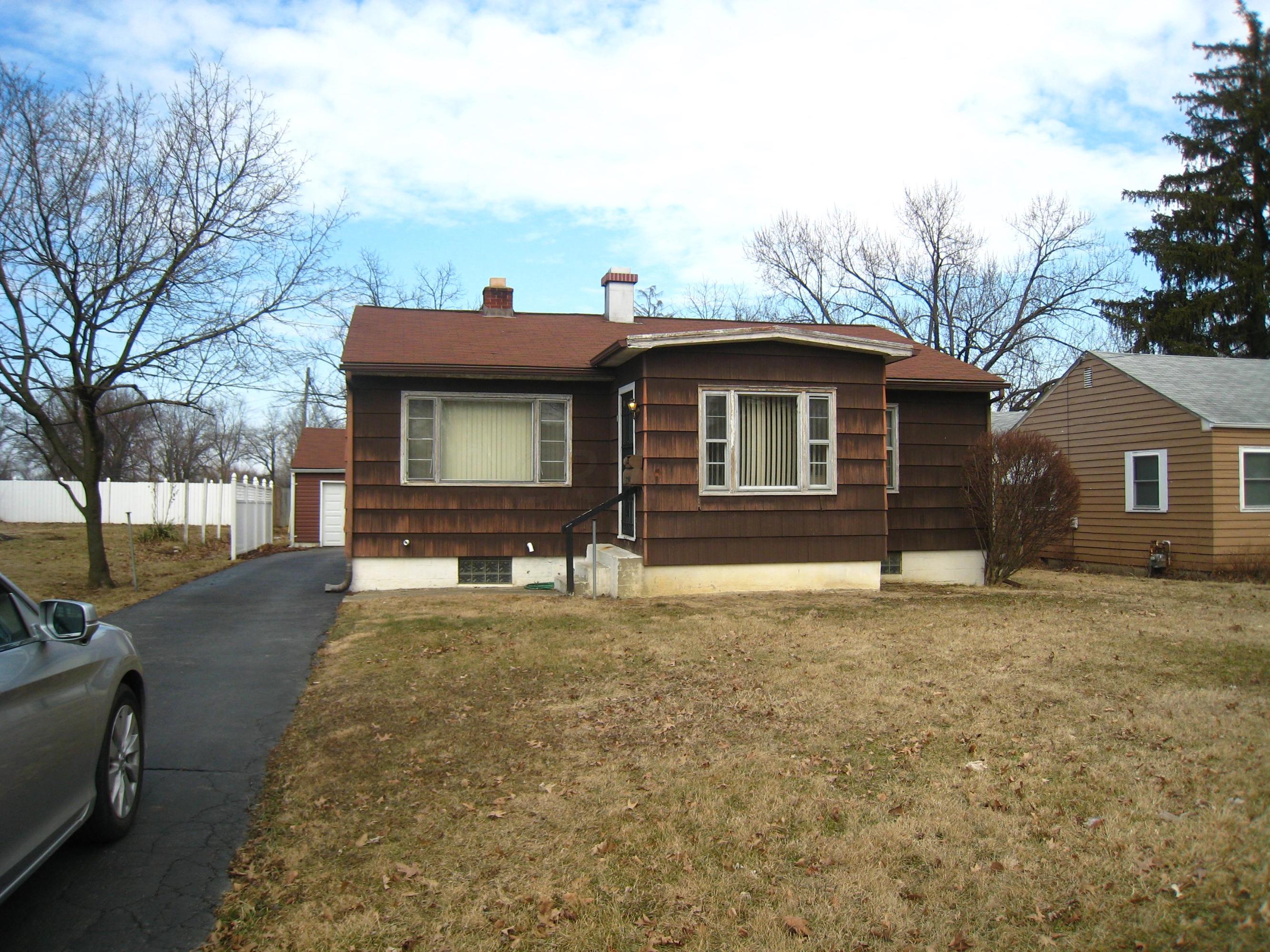 1194 Smith Road Columbus, OH 43207 - Photo 2 of 22