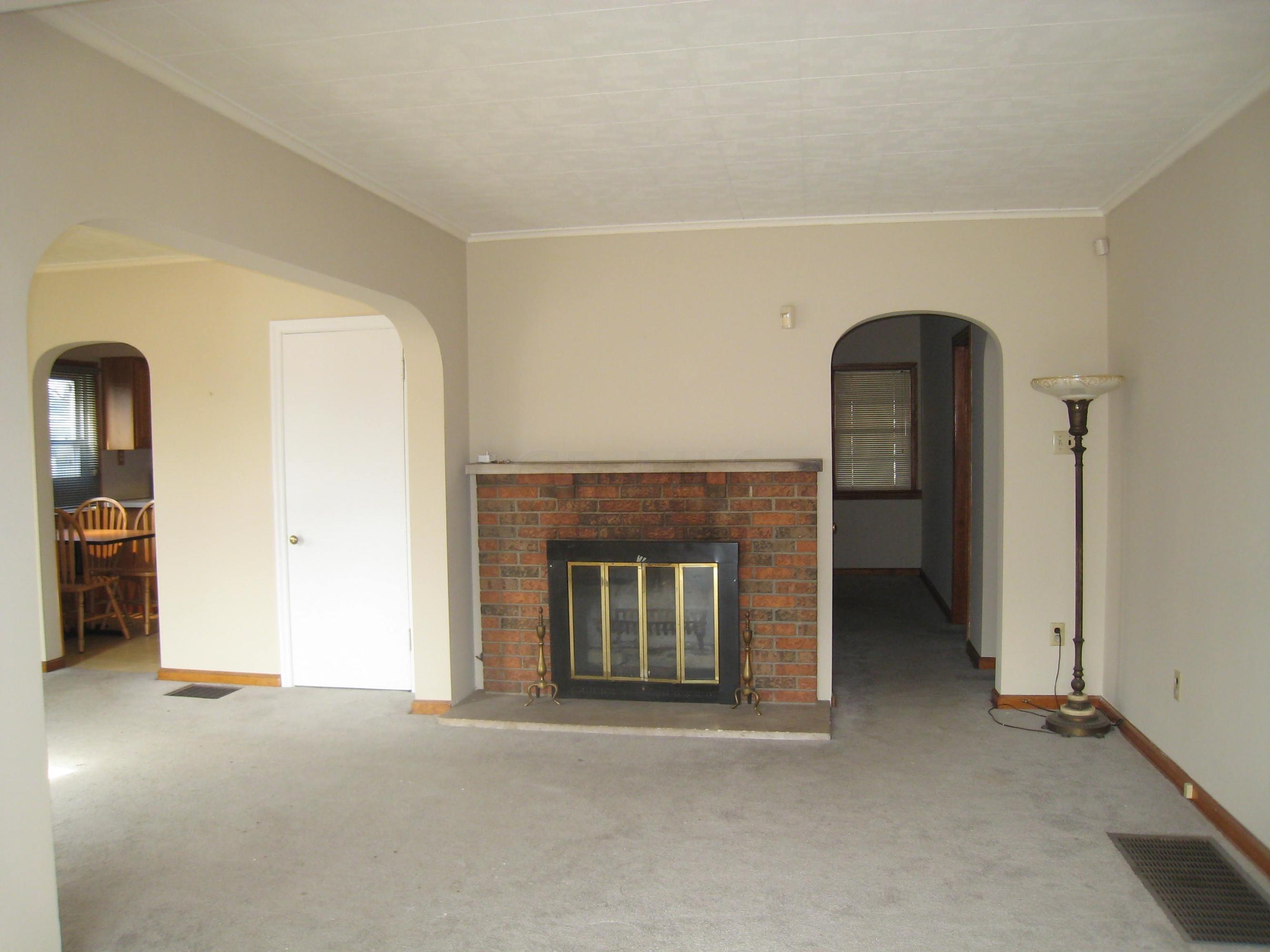 1194 Smith Road Columbus, OH 43207 - Photo 9 of 22
