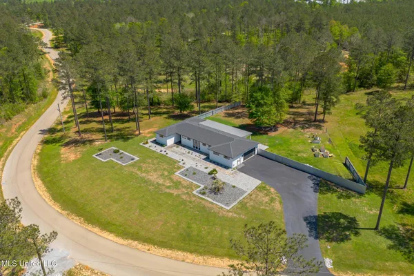 $749,900 | 227 Jo Ann Drive, Sumrall, MS 39482