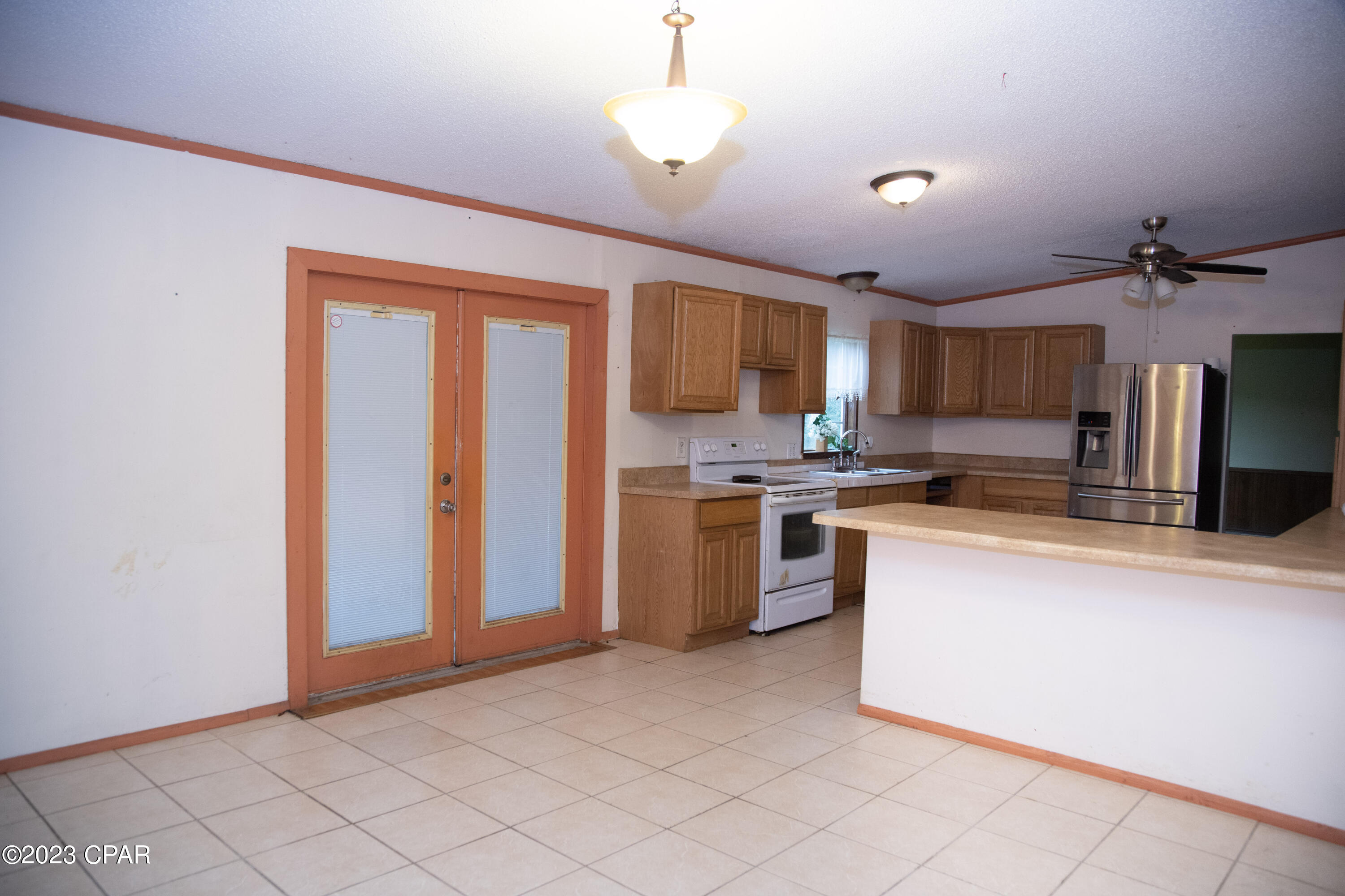 2726 Carter Circle Chipley, FL 32428 - Photo 11 of 43