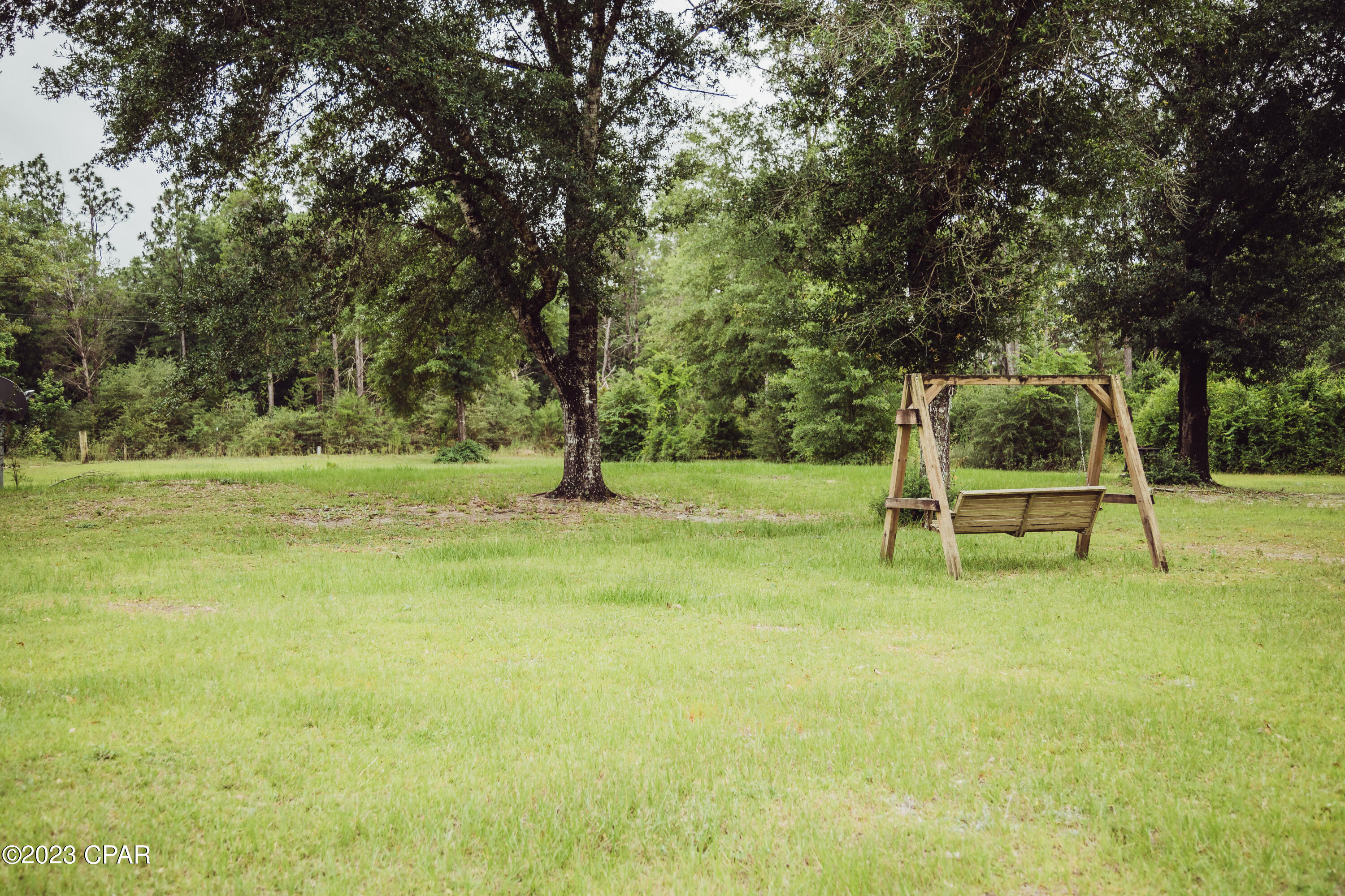 2726 Carter Circle Chipley, FL 32428 - Photo 40 of 43