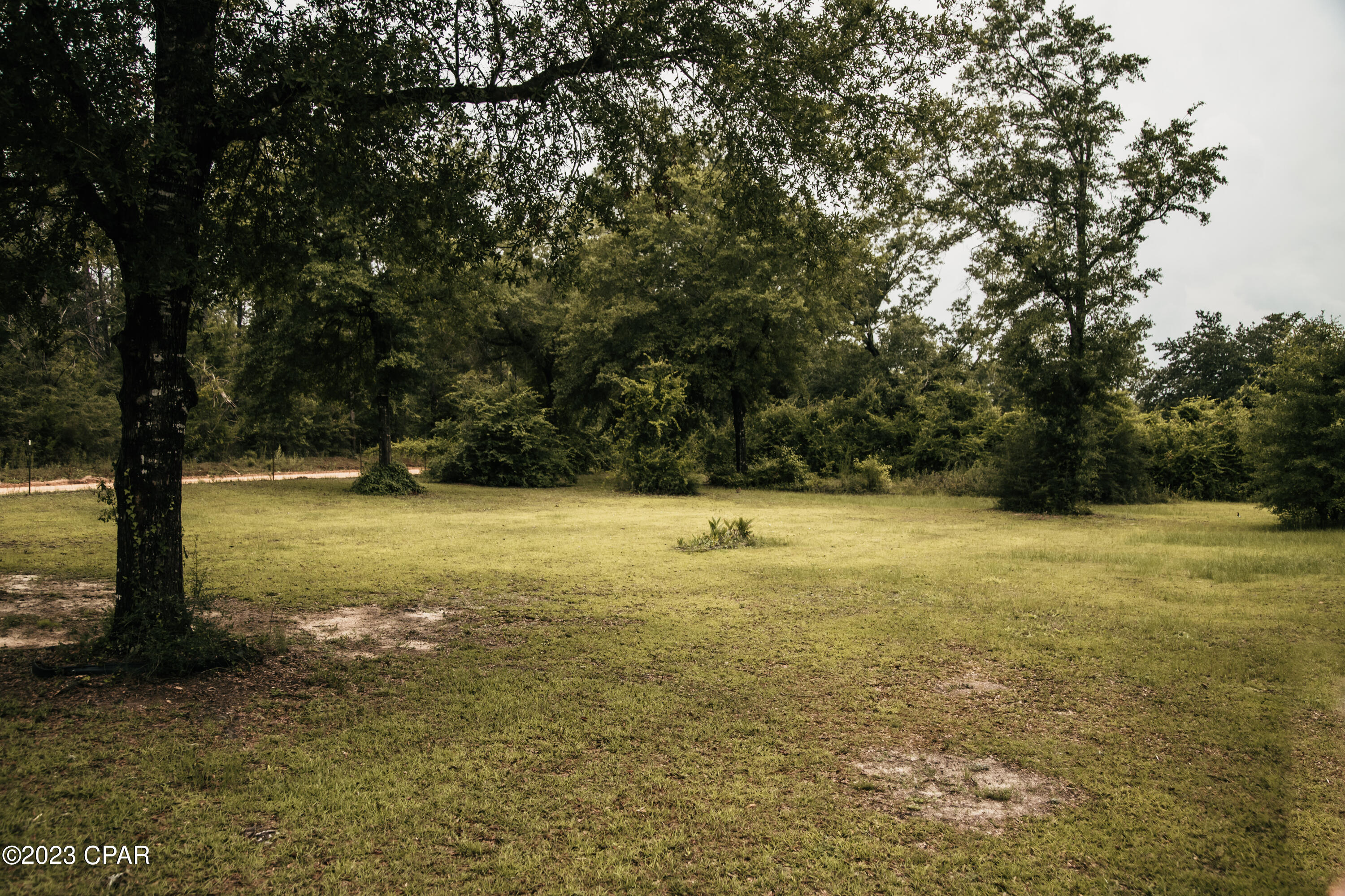 2726 Carter Circle Chipley, FL 32428 - Photo 42 of 43