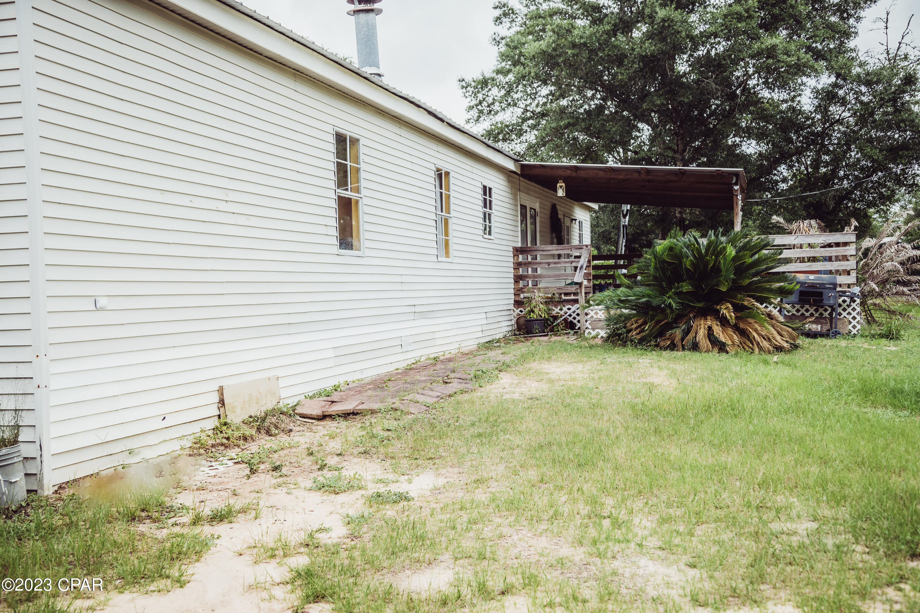 2726 Carter Circle Chipley, FL 32428 - Photo 7 of 43
