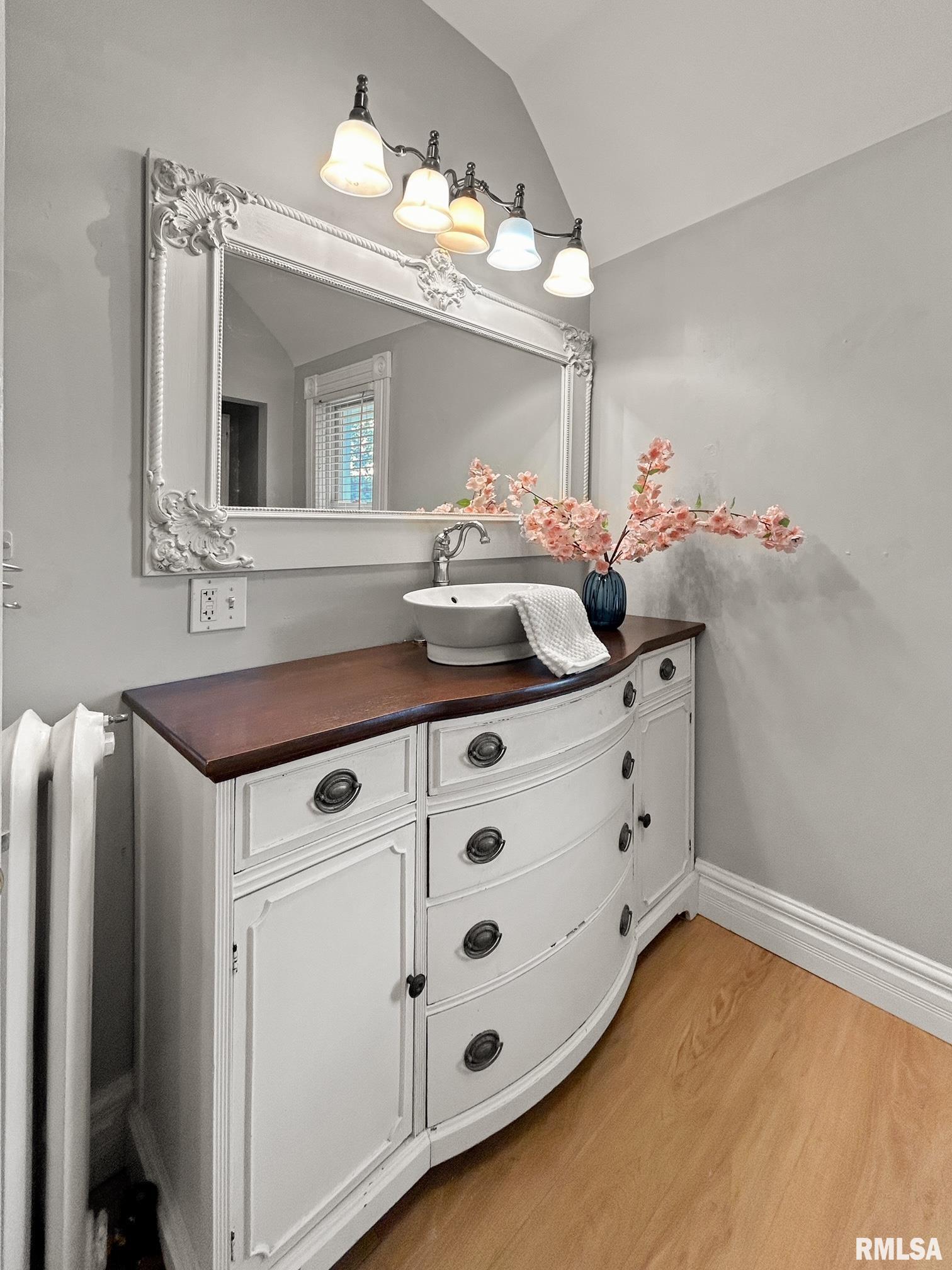 200 East Park Street Camp Point, IL 62320 - Photo 11 of 32 Gallery Image 11