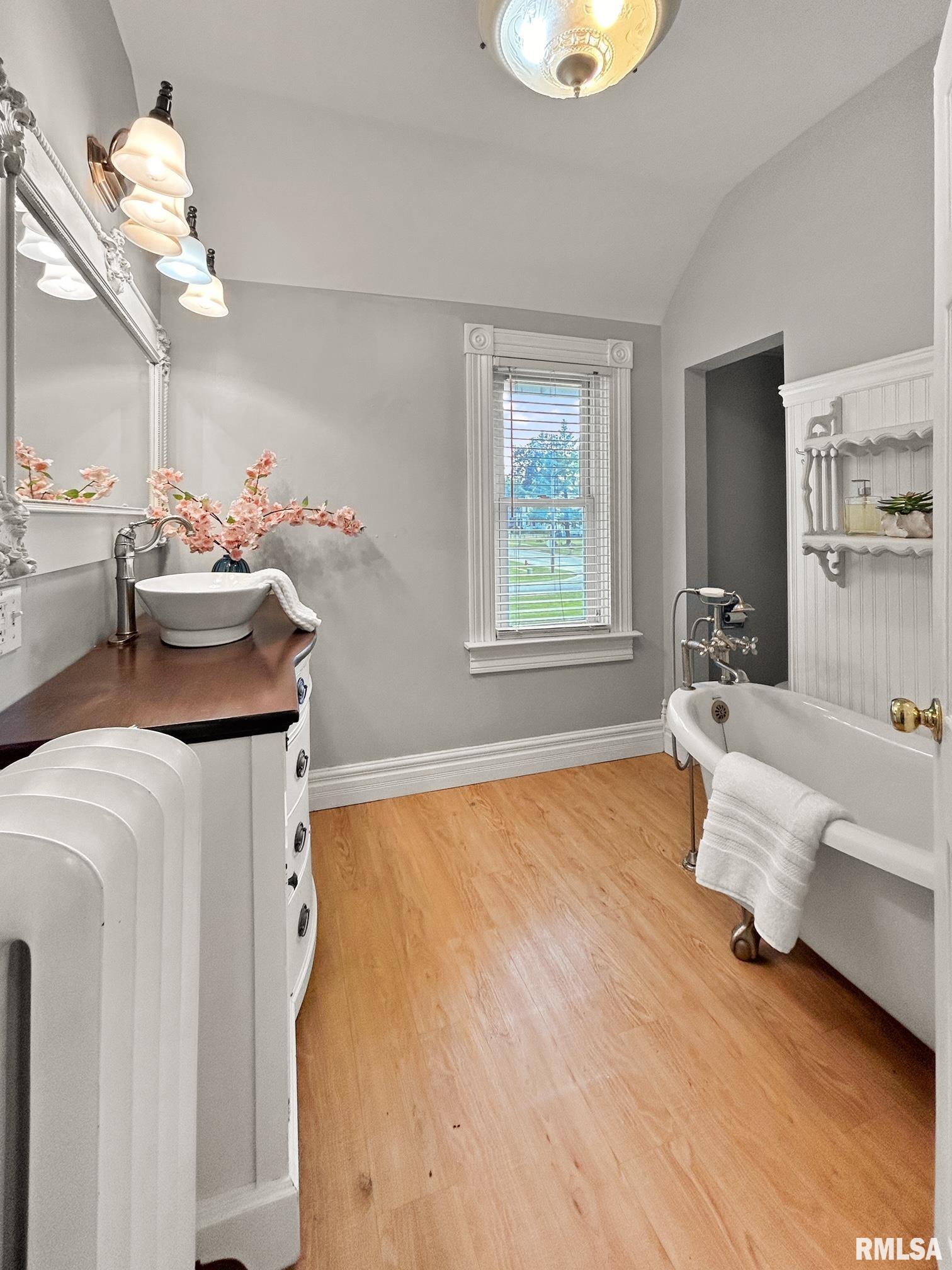 200 East Park Street Camp Point, IL 62320 - Photo 12 of 32 Gallery Image 12