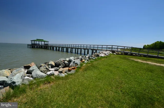 $365,000 | 1208 Oak Avenue, Shady Side, MD 20764