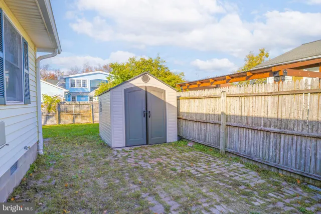 $365,000 | 1208 Oak Avenue, Shady Side, MD 20764